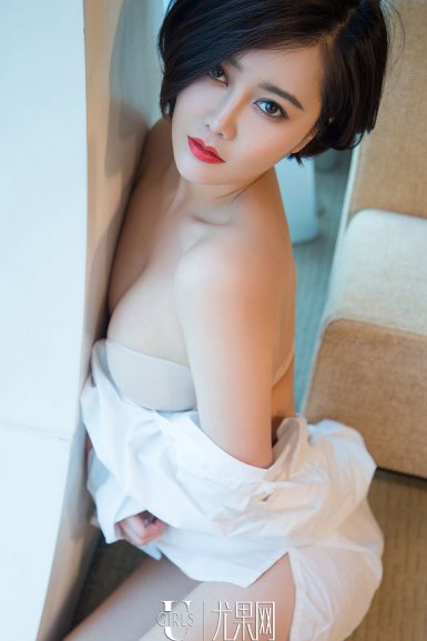 中国游泳队高原集训32天 孙杨拍合影要用无人机‘赛事中心’